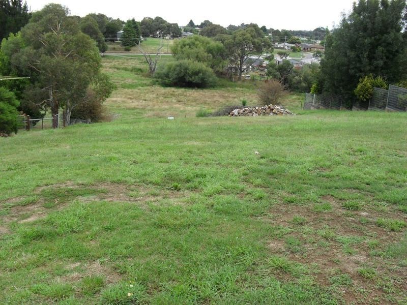 3 (Lot 43) Hall Crescent, Crookwell NSW 2583