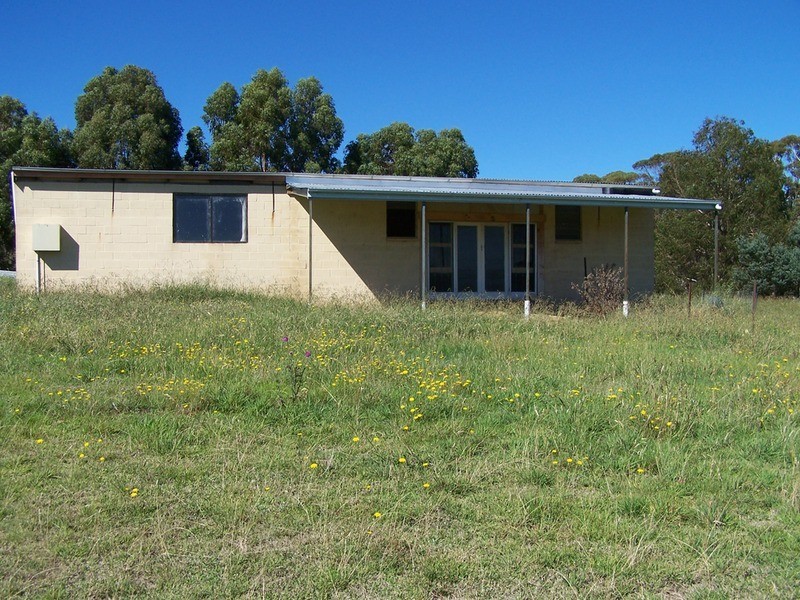 230 Gunning  Road, Grabben Gullen NSW 2583