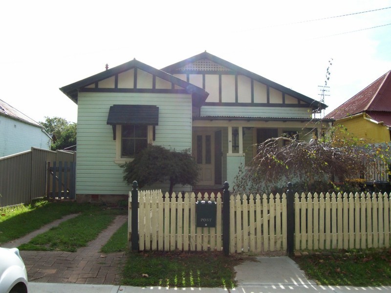 90 Coromandel Street, Goulburn NSW 2580