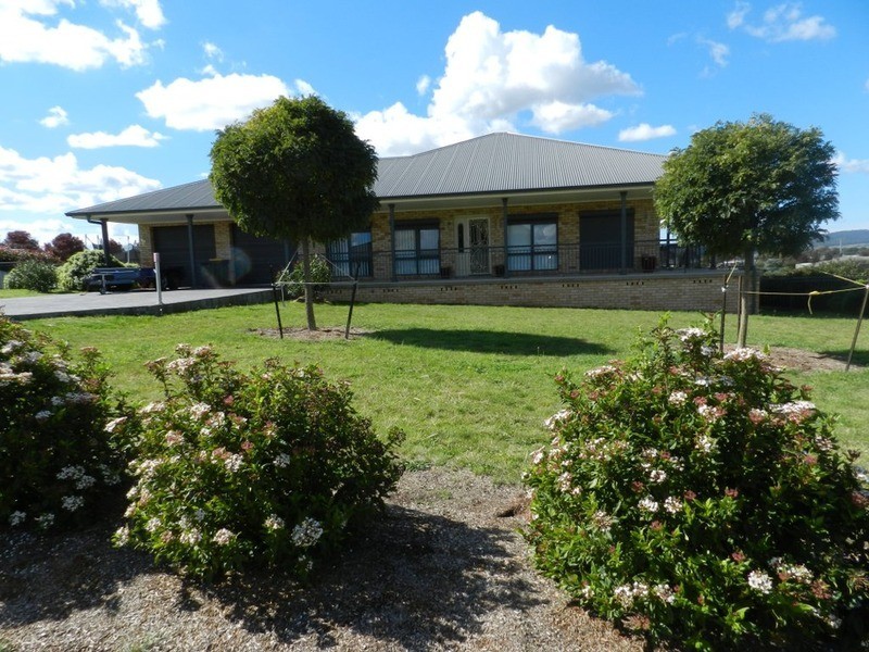 9 Mitchell Street, Goulburn NSW 2580