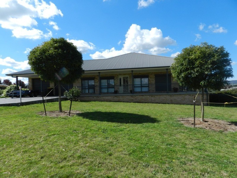 9 Mitchell Street, Goulburn NSW 2580