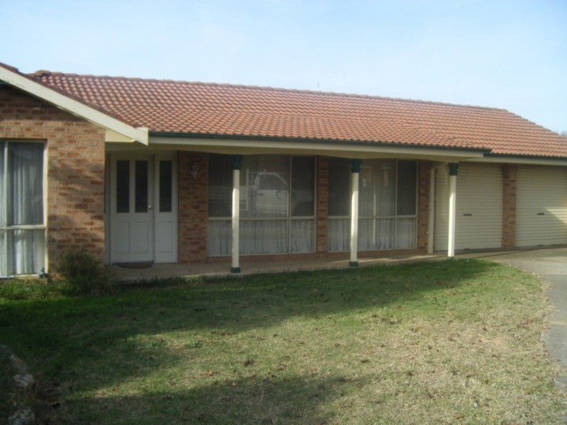 9 Kerr Place, Goulburn NSW 2580