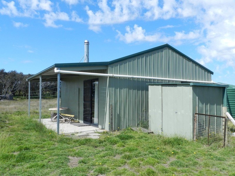 1808 Peelwood Road, Laggan NSW 2583