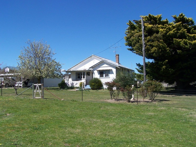 1 Bishop Street, Binda NSW 2583