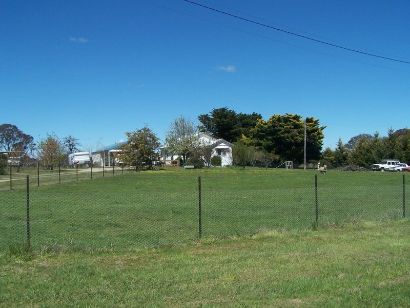 1 Bishop Street, Binda NSW 2583