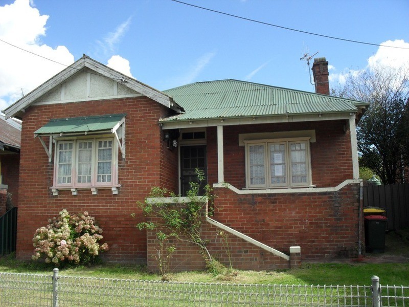 12 Sloane Street, Goulburn NSW 2580