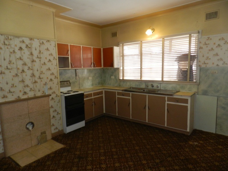 96 Verner  Street, Goulburn NSW 2580
