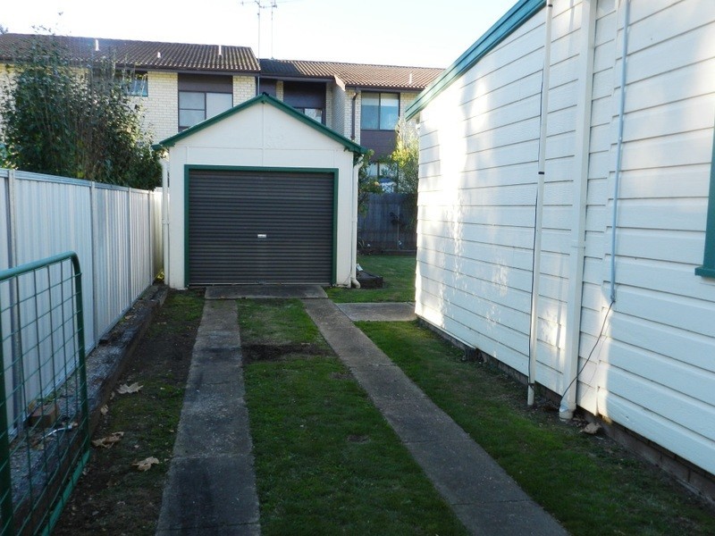 11 Chatsbury Street, Goulburn NSW 2580