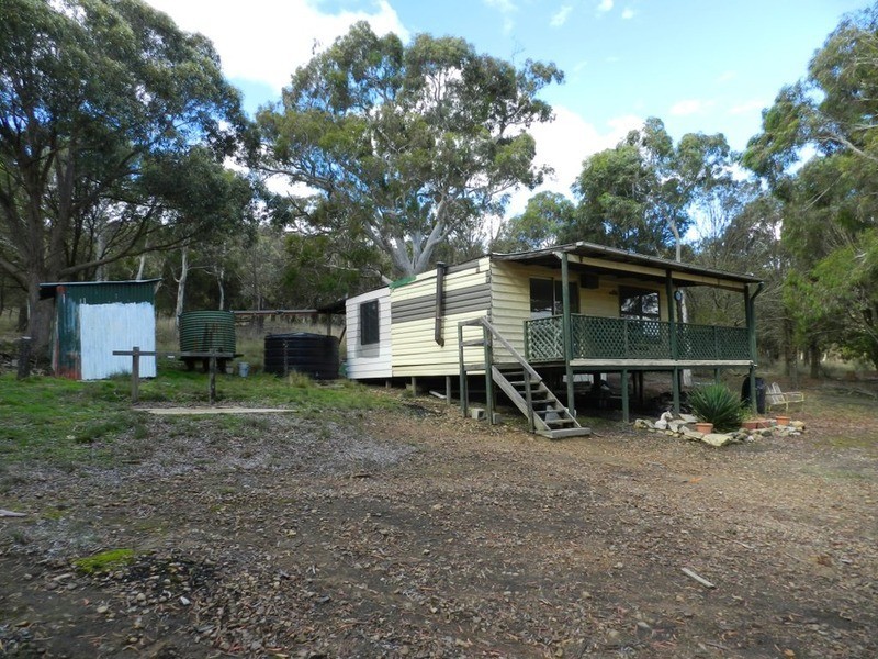 267 Bundong Lane, Lake Bathurst NSW 2580