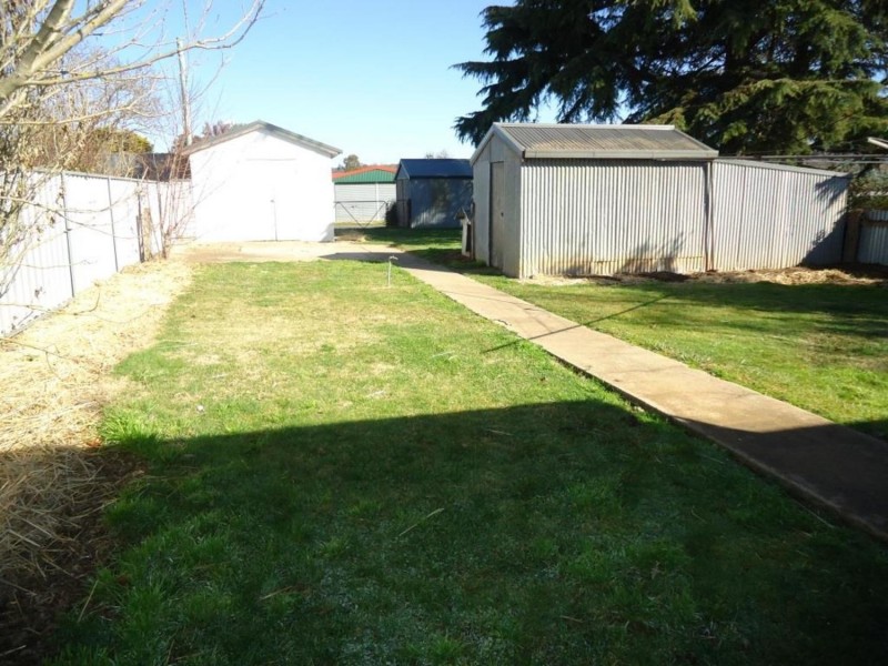 29 Cowper Street, Crookwell NSW 2583