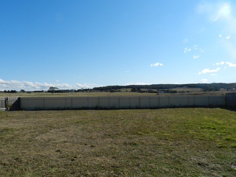 24 Stoney Creek Road, Marulan NSW 2579