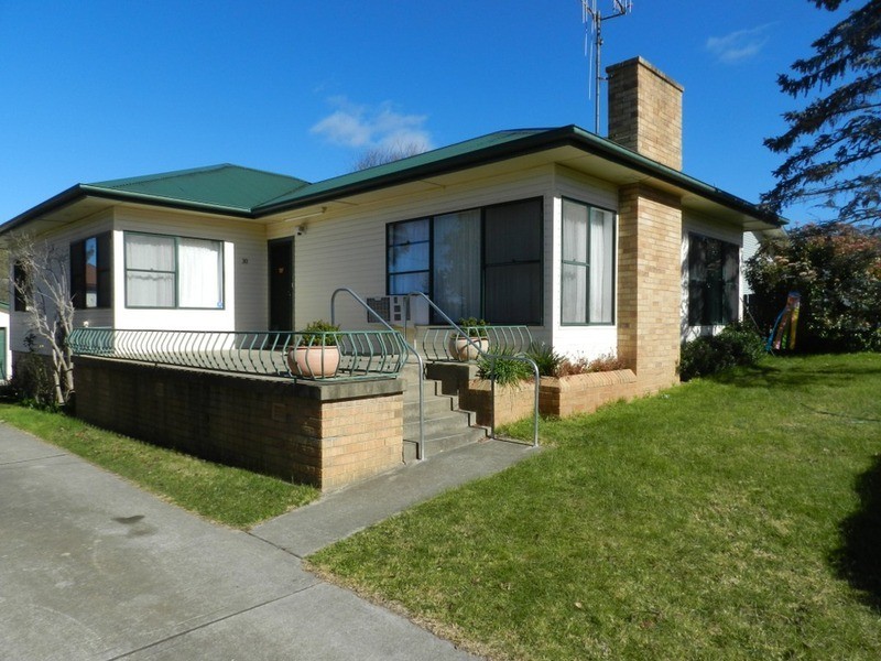 30 Garfield Avenue, Goulburn NSW 2580