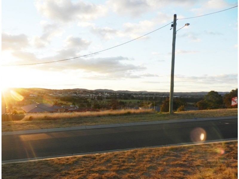 17 Melliodora Drive, Goulburn NSW 2580