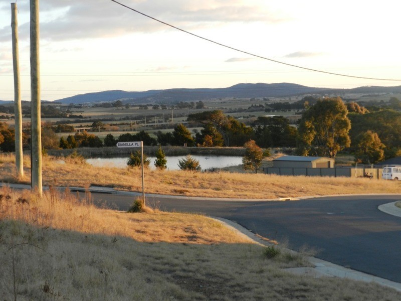 17 Melliodora Drive, Goulburn NSW 2580