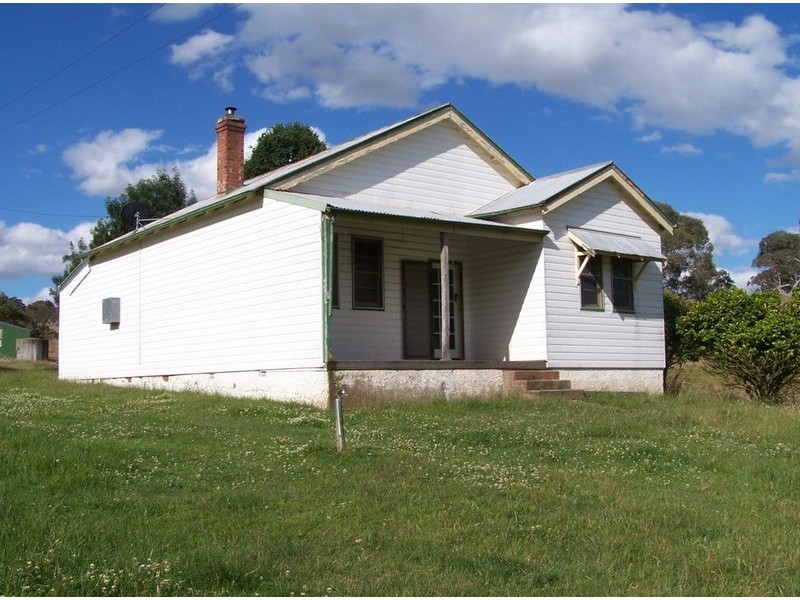 “Willowvale” Mullins Creek  Road, Breadalbane NSW 2581