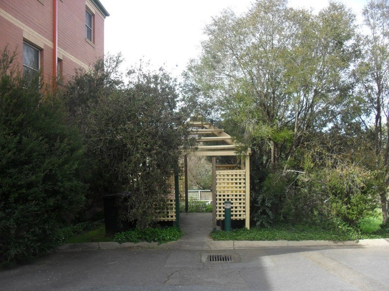 3/33 Ottiwell Street, Goulburn NSW 2580