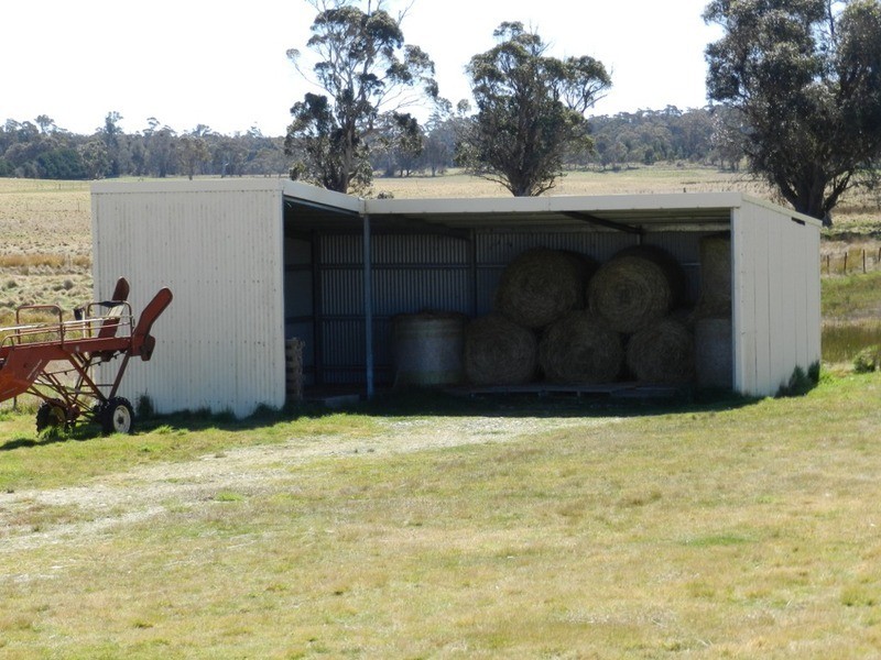 “Twin Wells” 525 Gorham  Road, Crookwell NSW 2583