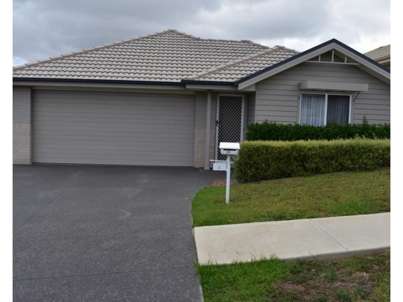 11 Fitzpatrick Street, Goulburn NSW 2580