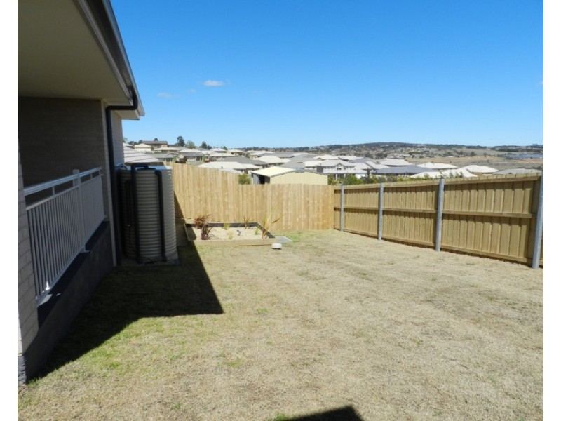 11 Fitzpatrick Street, Goulburn NSW 2580