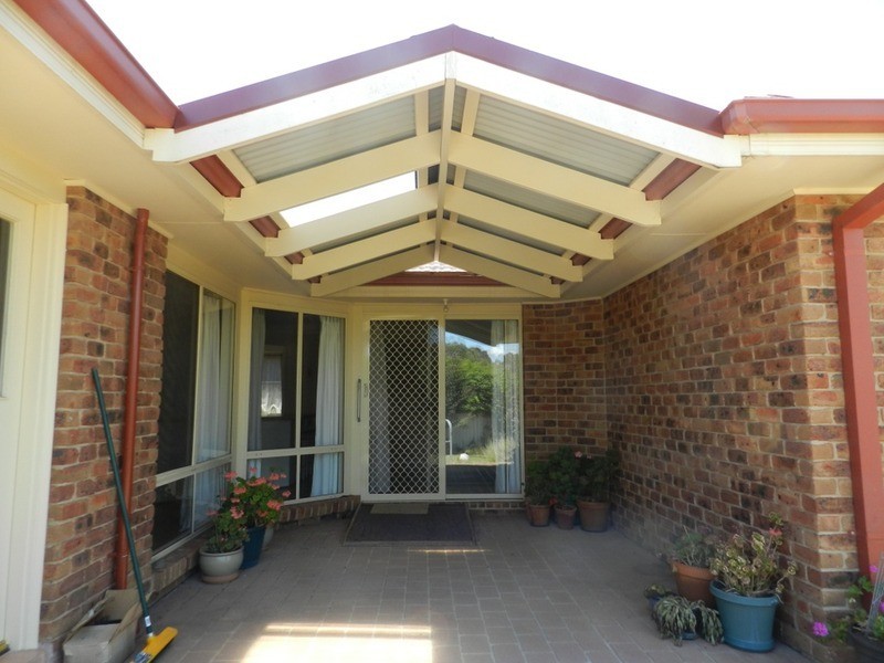 37 Chantilly  Court, Goulburn NSW 2580