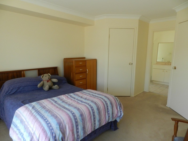 37 Chantilly  Court, Goulburn NSW 2580