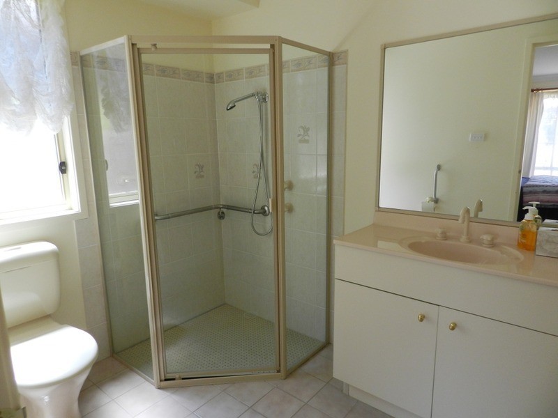 37 Chantilly  Court, Goulburn NSW 2580