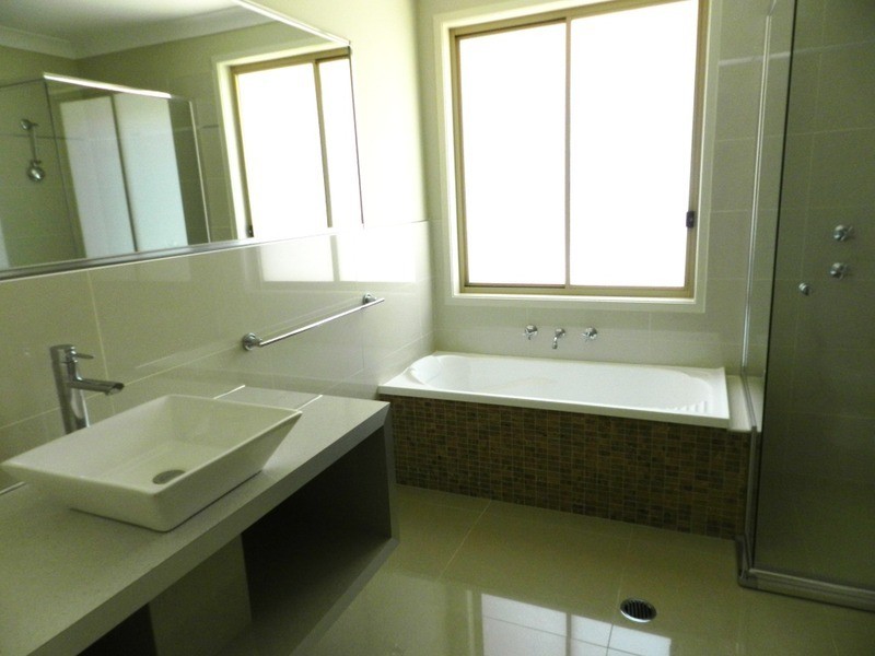 12 Collins Street, Marulan NSW 2579