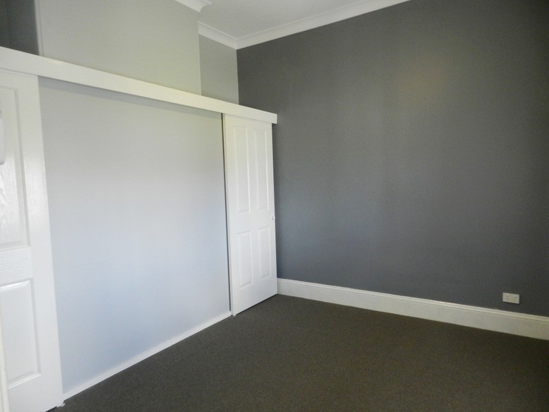 2 Horne Square, Goulburn NSW 2580