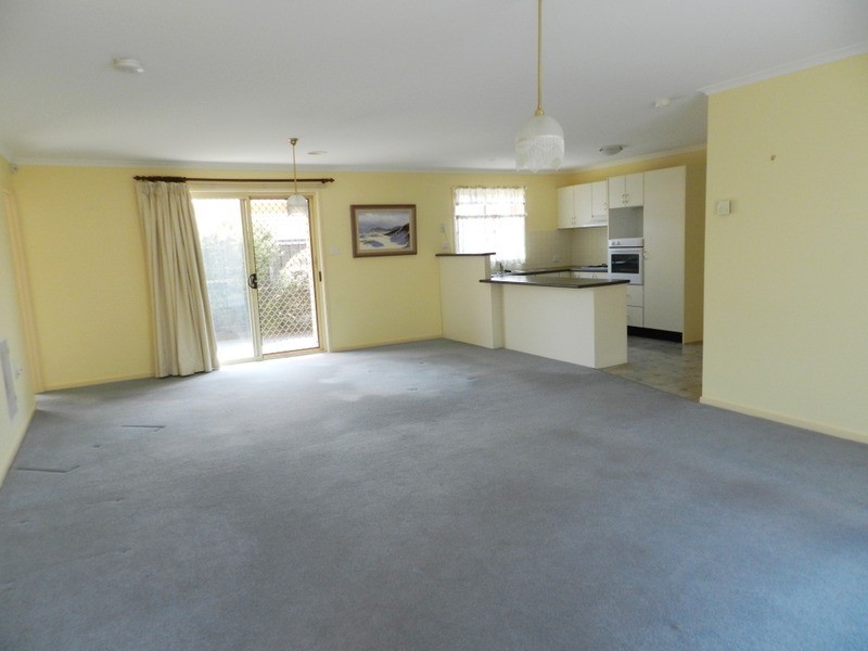 1/12 Major Drive, Goulburn NSW 2580