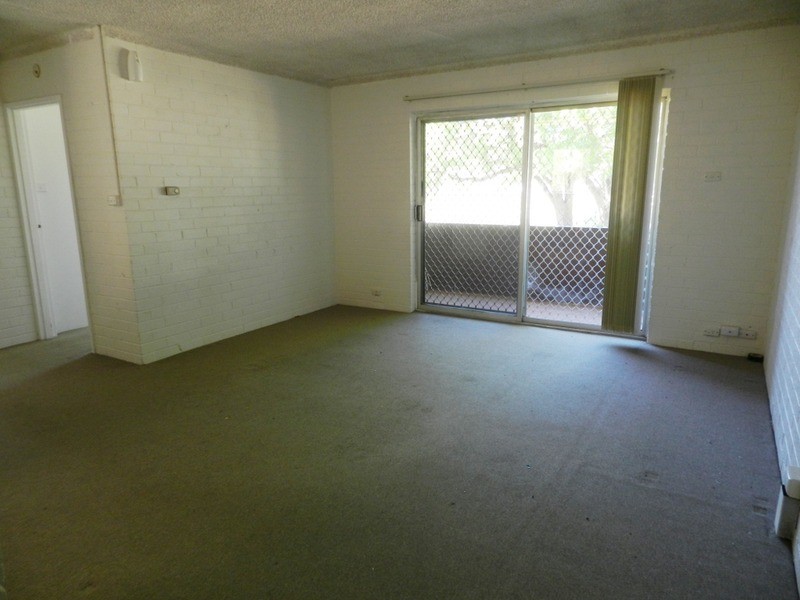 1/10 Albion Street, Goulburn NSW 2580