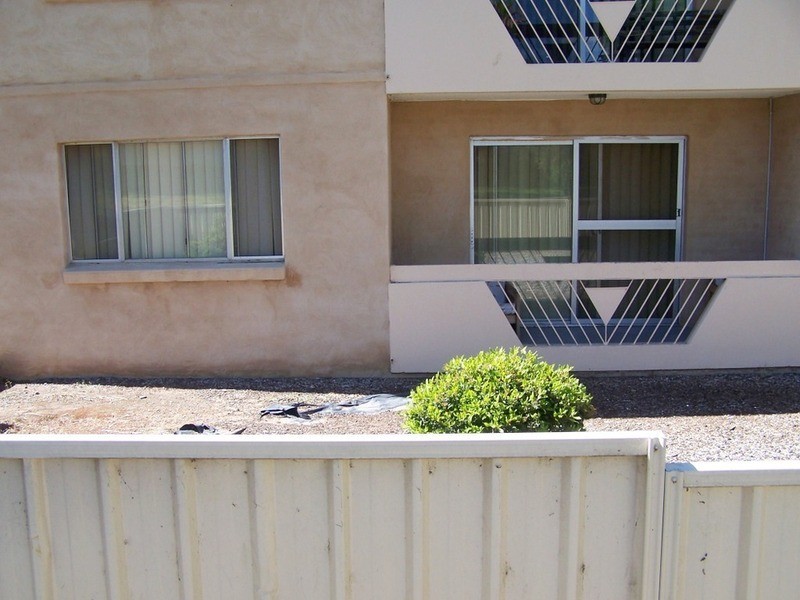 2/2 Albion Street, Goulburn NSW 2580