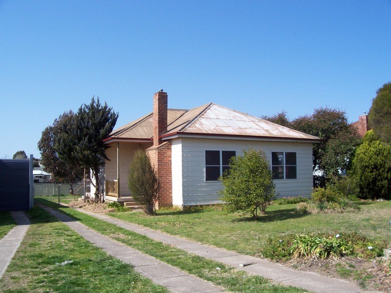 87 Hume Street, Goulburn NSW 2580
