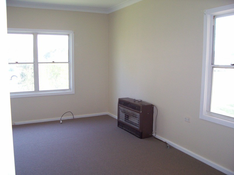 87 Hume Street, Goulburn NSW 2580