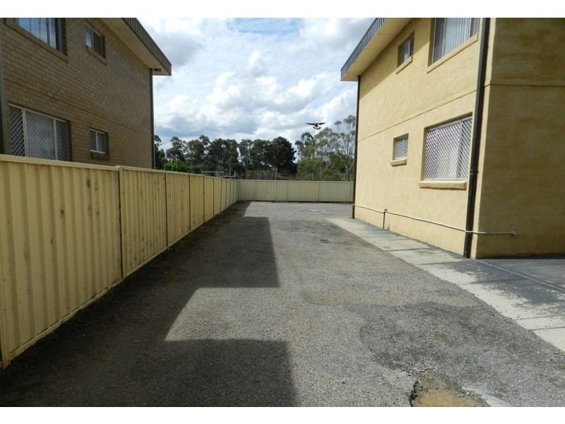 4/10 Albion Street, Goulburn NSW 2580