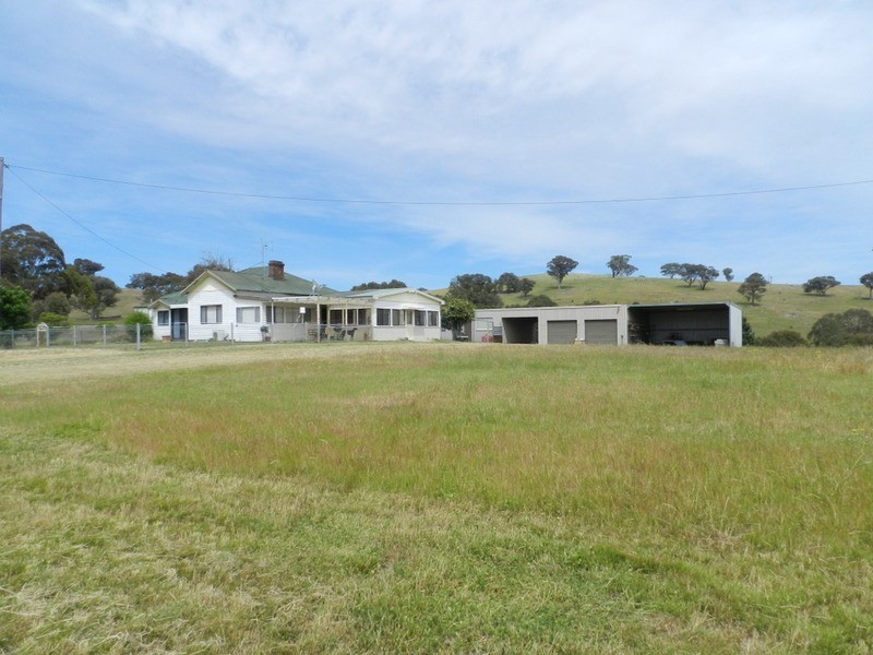 38 Lachlan Street, Bigga NSW 2583