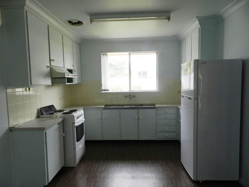 11 Robertson  Street, Crookwell NSW 2583