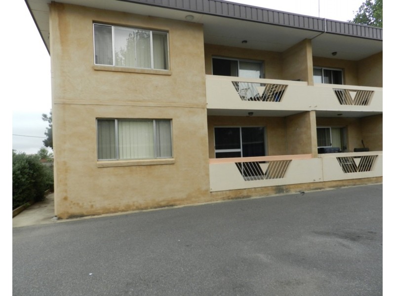 4/2 Albion Street, Goulburn NSW 2580