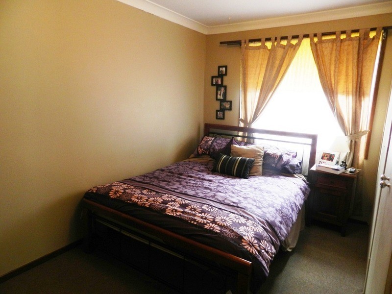 8 Emma Street, Goulburn NSW 2580