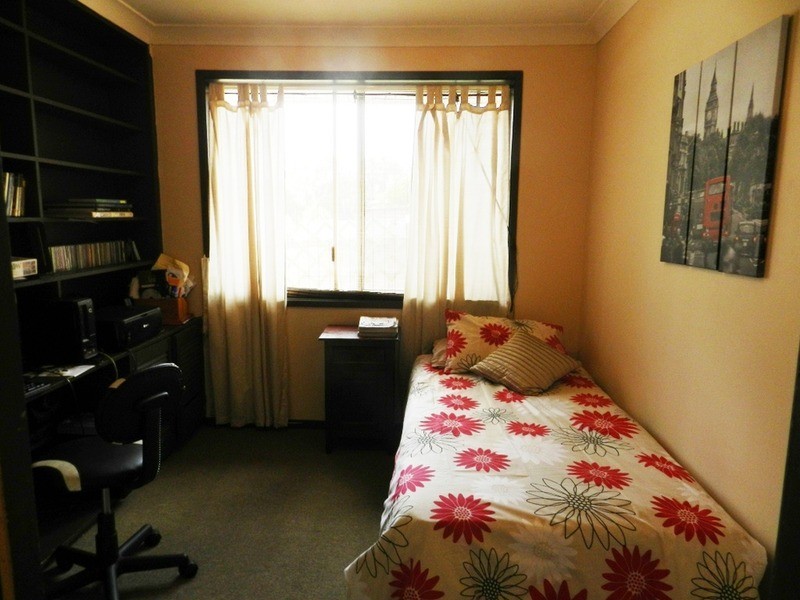 8 Emma Street, Goulburn NSW 2580