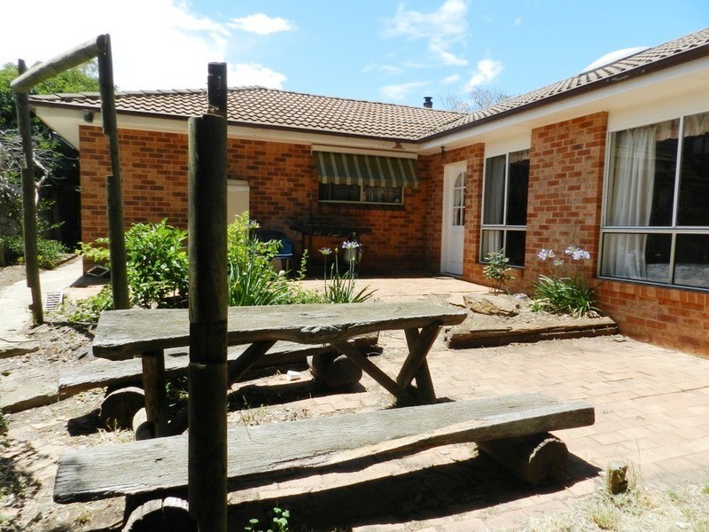 8 Emma Street, Goulburn NSW 2580