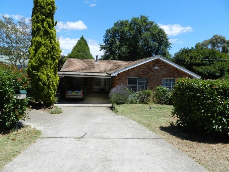 8 Emma Street, Goulburn NSW 2580