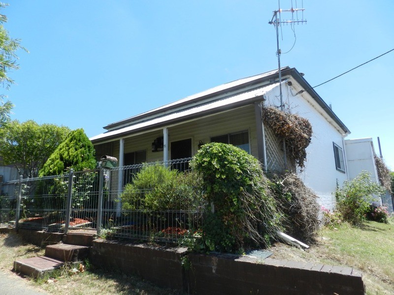 85 Addison  Street, Goulburn NSW 2580