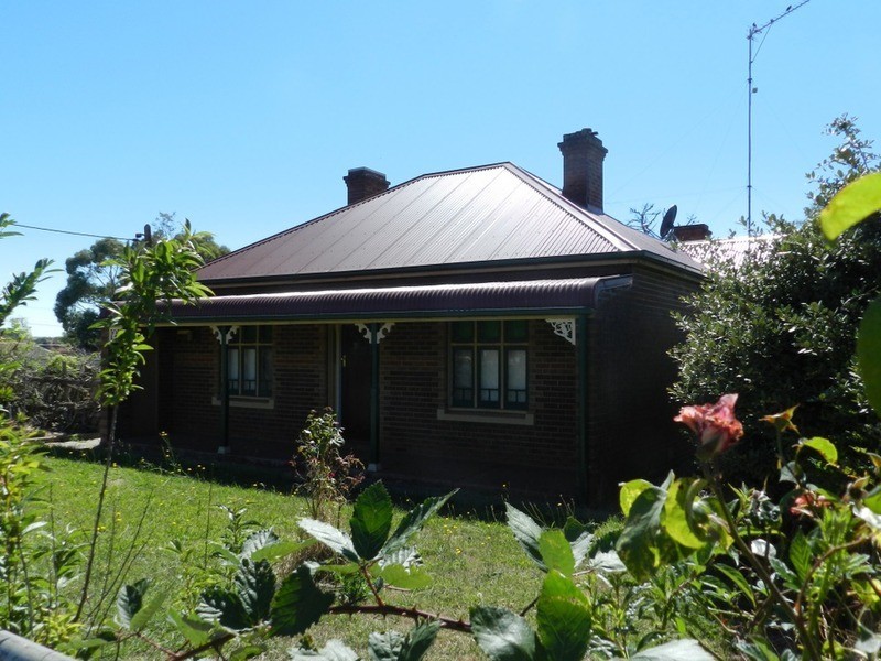 22 Stephenson Street, Crookwell NSW 2583