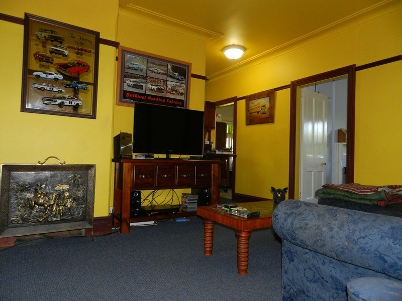 22 Stephenson Street, Crookwell NSW 2583