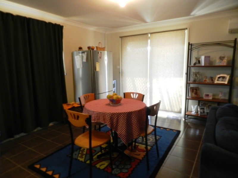 1/2 Holborrow Street, Crookwell NSW 2583
