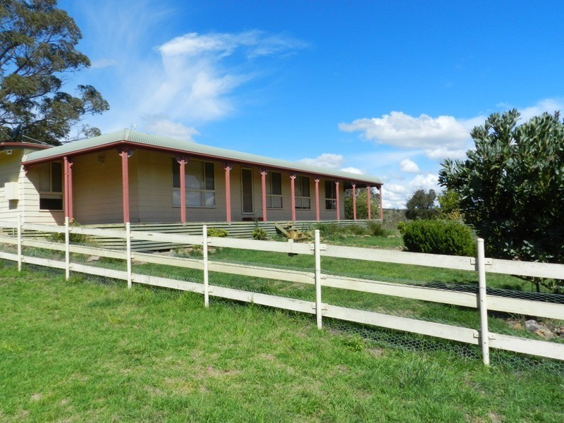 168 Long Swamp Road, Greenwich Park NSW 2580