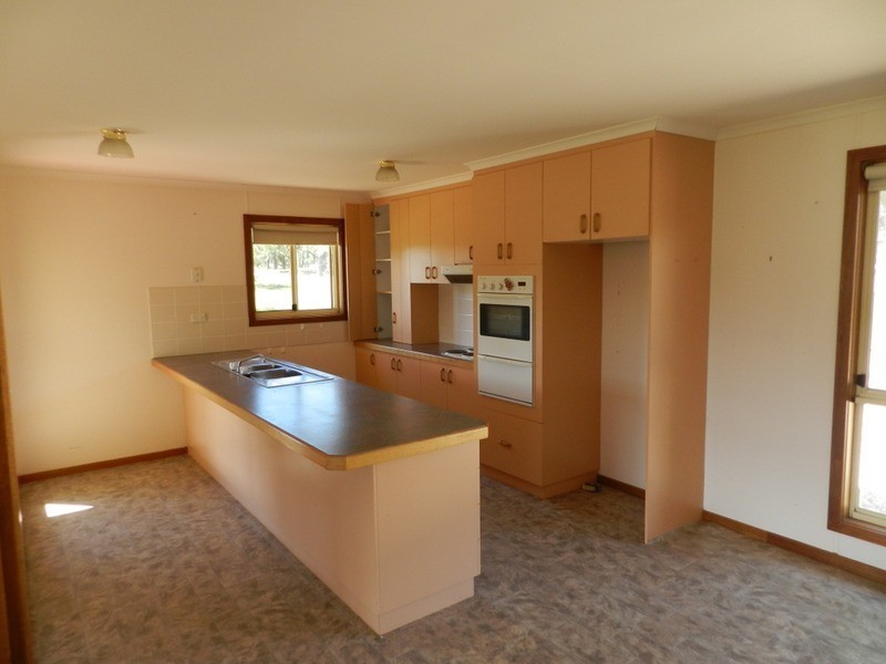 168 Long Swamp Road, Greenwich Park NSW 2580