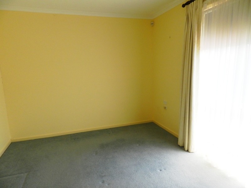 1/12. Major Drive, Goulburn NSW 2580