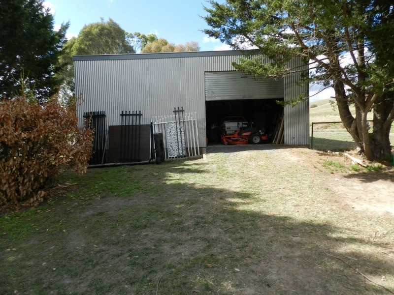 “Burwood Cottage” Crooked Corner, Binda NSW 2583