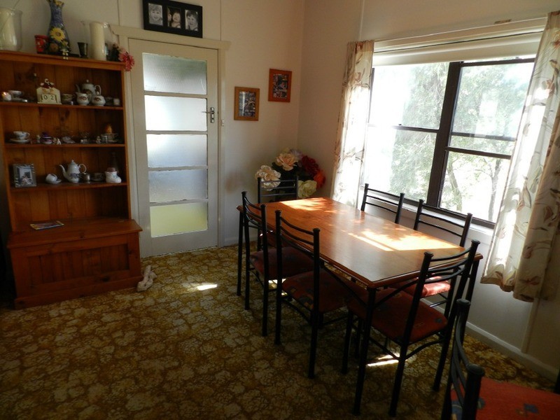 “Burwood Cottage” Crooked Corner, Binda NSW 2583